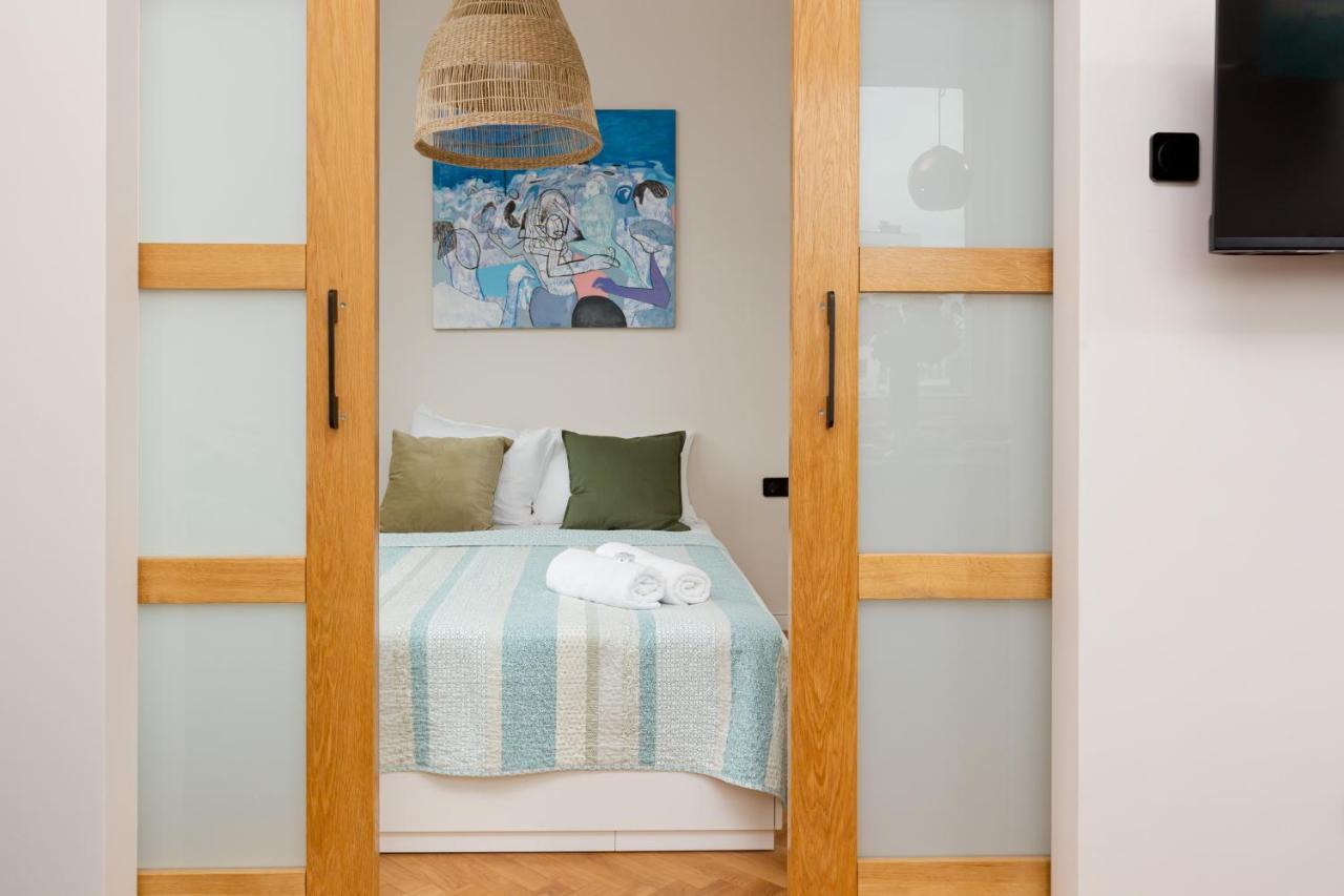 Apartment Warsaw Wiktorska By Noclegi Renters エクステリア 写真